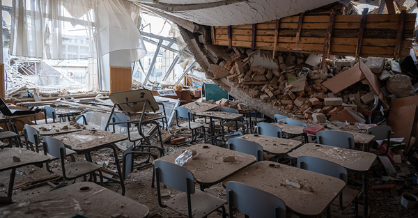 Зруйновані школи в Україні