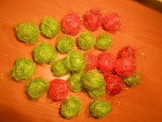 Топіарій із кіндер-сюрпризами Топіарій із кіндер-сюрпризами