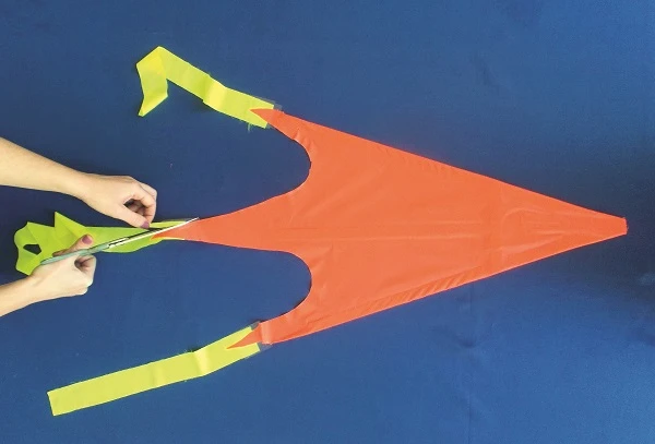 Як зробити повітряного змія своїми руками - стрічки Як зробити повітряного змія своїми руками - стрічки