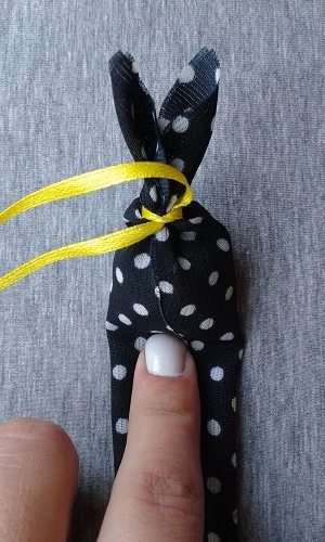 Як швидко з дитиною виготовити іграшку-забавлянку