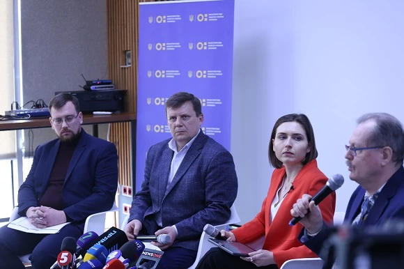 Відбір підручників