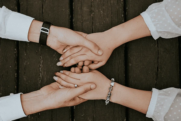 Психотерапевти створили чат підтримки для постраждалих від війни Росії проти України Психотерапевти створили чат підтримки для постраждалих від війни Росії проти України