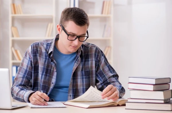 Навчання у вищих закладах освіти під час війни