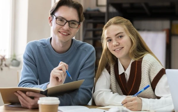 Плата за навчання у вишах України