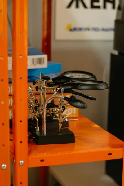 Від дистанційки до 3D-друку: у Зеленодольську відкрили DIY-лабораторію для 1400 дітей