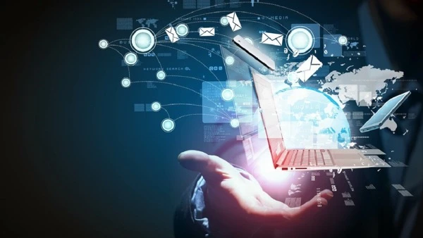 Цікаві факти про День народження Інтернету