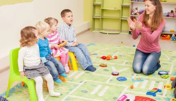 Робота дитсадка у вечірній час