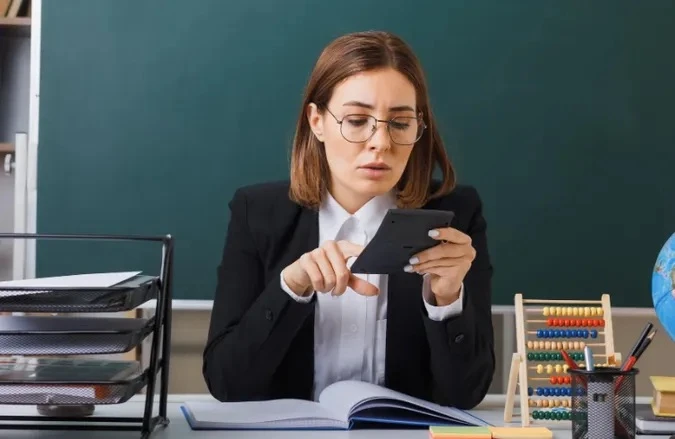 Як держава підтримує педагогів у складних умовах