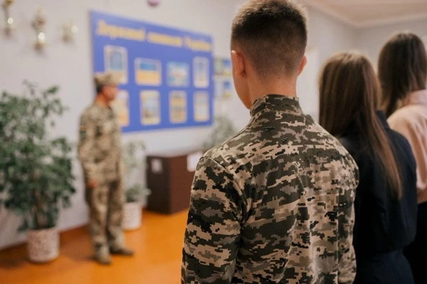 Курси підготовки вчителів з пілотування дронів