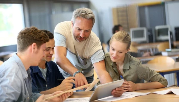 Профільна старша школа