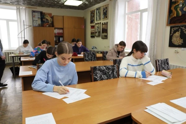 МОН нагородив переможців конкурсу Яцика