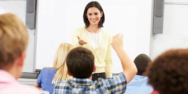 Вихователі та викладачі ЗВО залишаться без підвищення зарплат