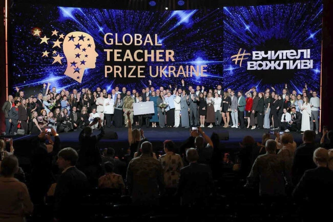Учителька з Ірпеня стала переможницею Global Teacher Prize Ukraine 2026 та отримала 1 млн грн