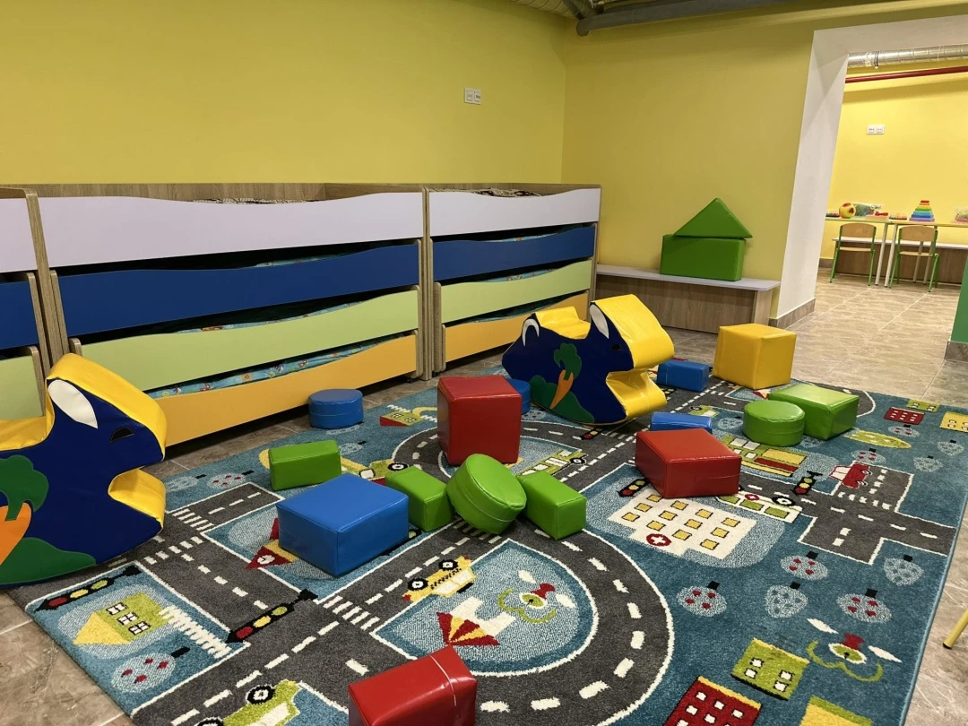 Щоб діти могли ходити в садочок очно